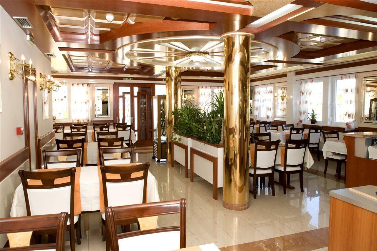 Hotel Trogir Palace Ngoại thất bức ảnh