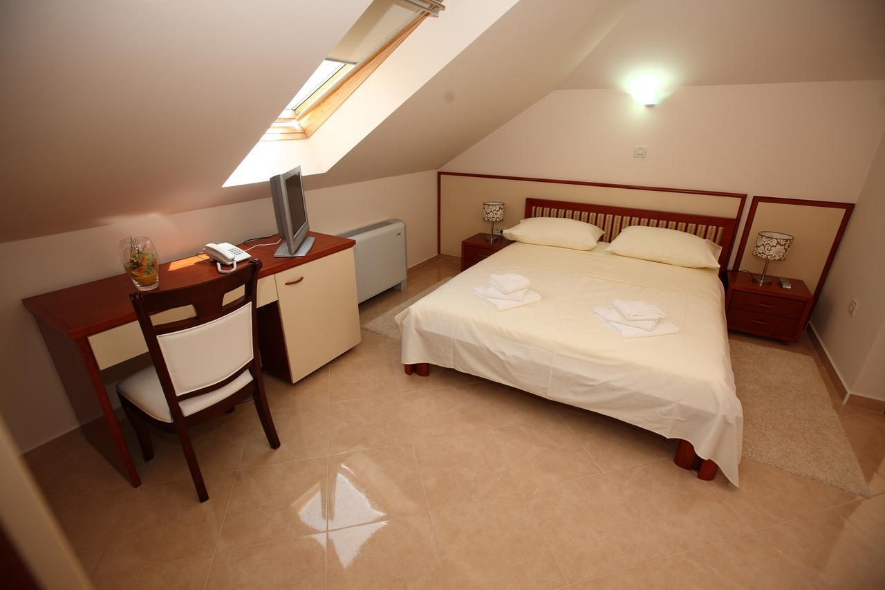 Hotel Trogir Palace Ngoại thất bức ảnh