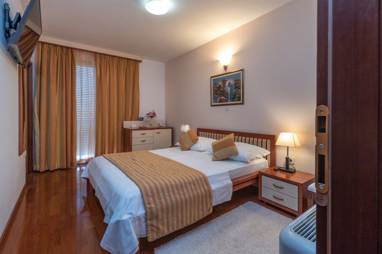 Hotel Trogir Palace Ngoại thất bức ảnh